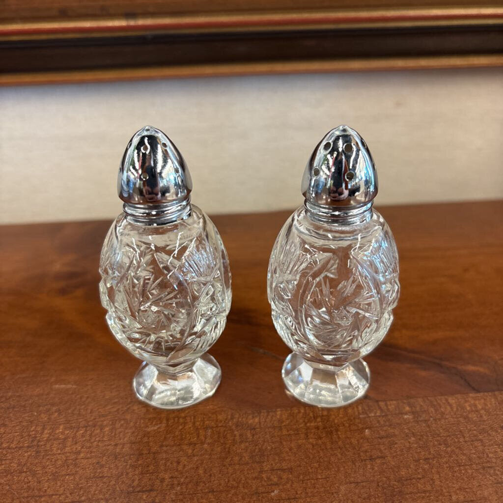 Pinwheel Crystal Salt & Pepper Shaker Set