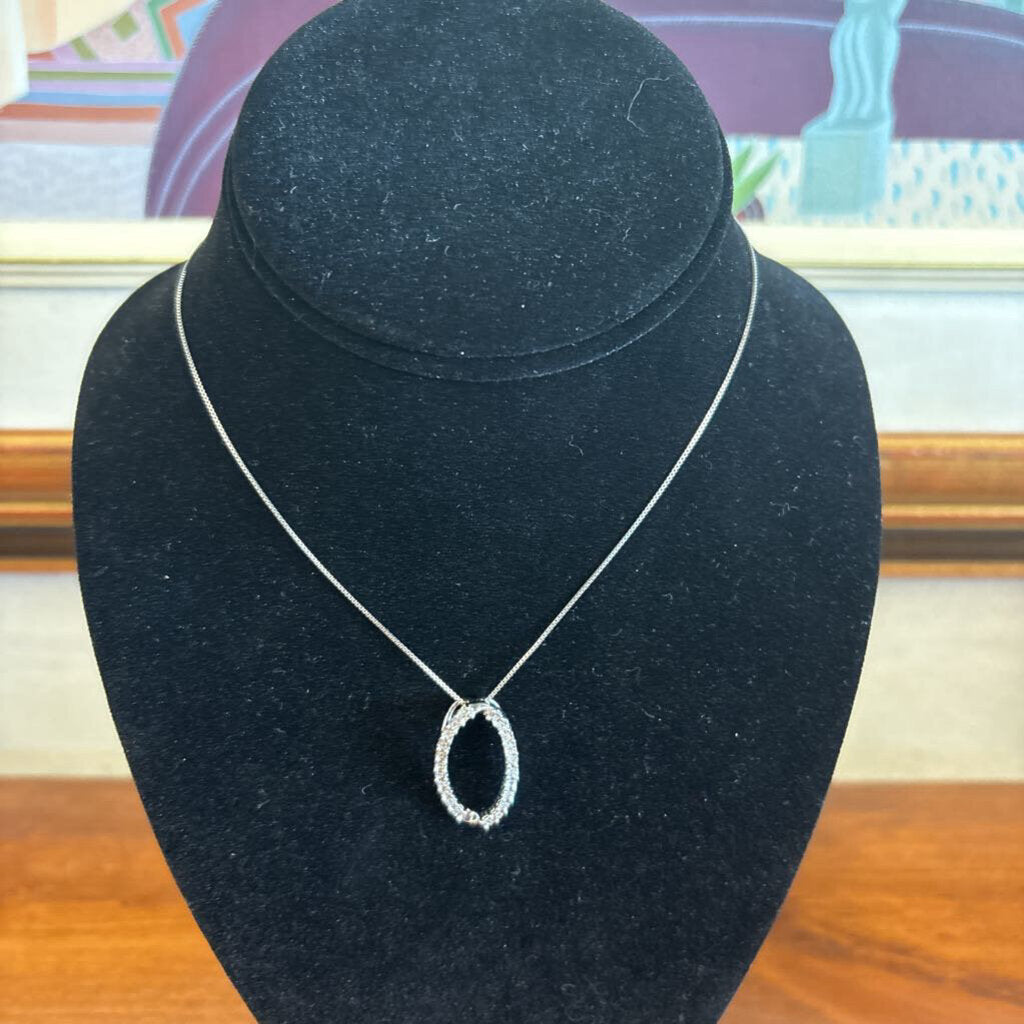 Sterling Silver Oval Pendant Necklace w 22 Genuine Round Diamonds