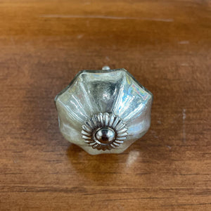 Draw Pull Knob Crystal Glass w Flower