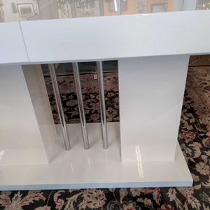 White Lacquer Table 2 x 19.5 Leaves