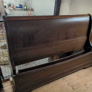 Country Time Cherry Wood King Size Sleigh Bed